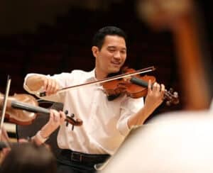 Violin Symphony Center Grads4855